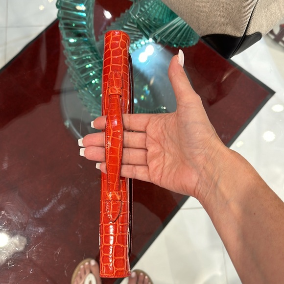 Authentic Hermes Kelly Cut Clutch - Picture 3 of 4